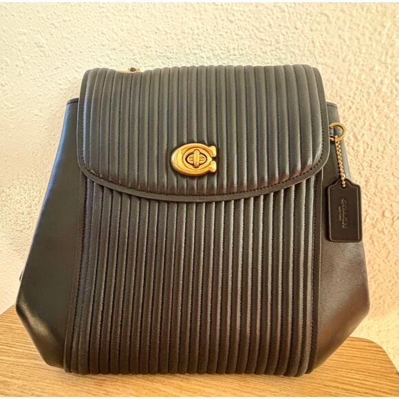 Coach Quilted Convertible 16 Black Leather Parker Backpack Gold Hardware - Picture 5 of 10